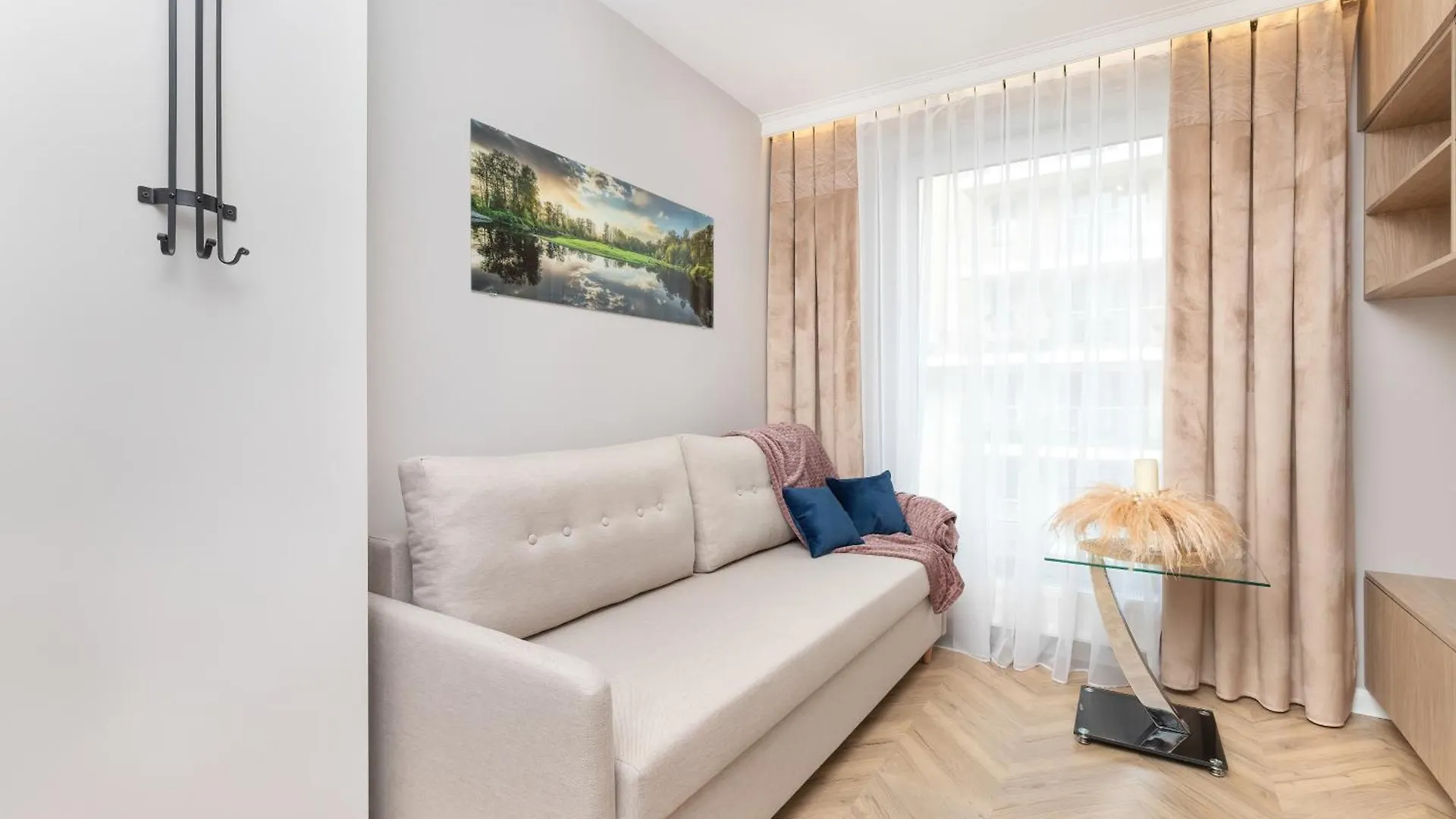 Comfortable And Stylish Studios In Gdansk By Noclegi Renters contacts